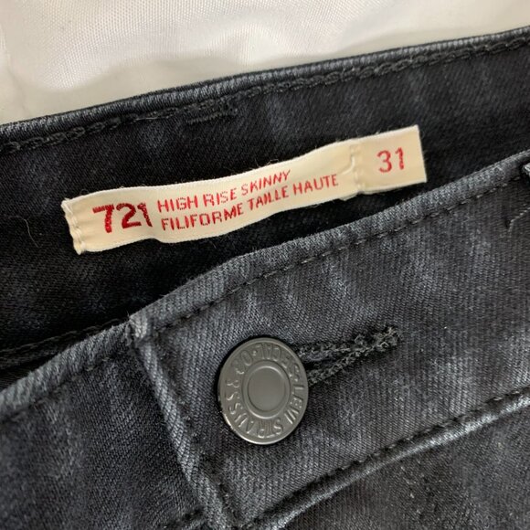 Levi’s Premium Women’s 721 High-Rise Black Skinny Jeans – Classic Slim Fit Denim - Picture 3 of 10